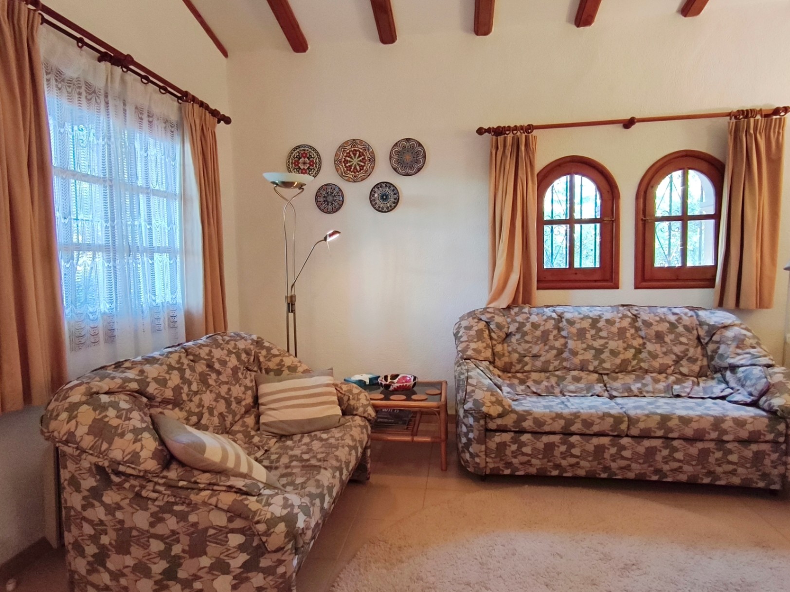 Chalet individual con jardín y porche en La Sella, cerca del campo de golf
