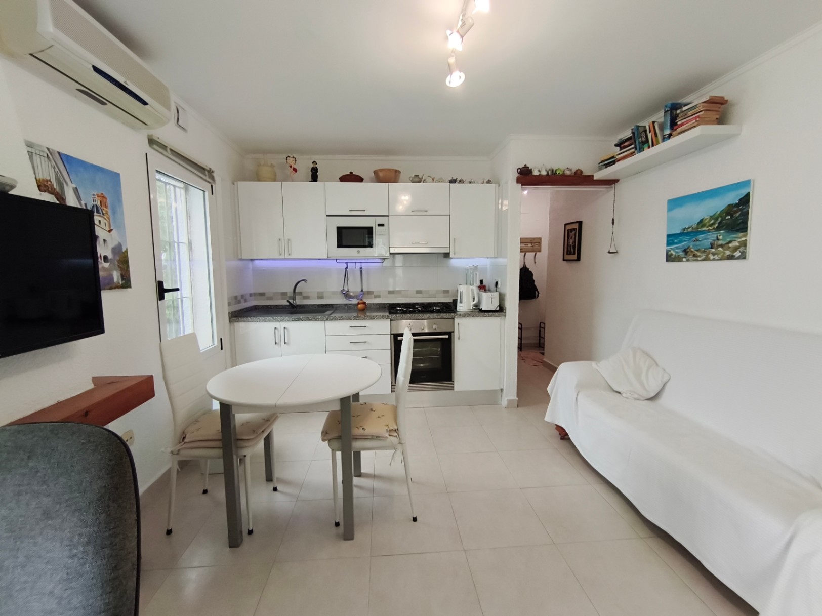 Apartamento acogedor y reformado en La Sella – ¡Ideal para vivir o invertir!