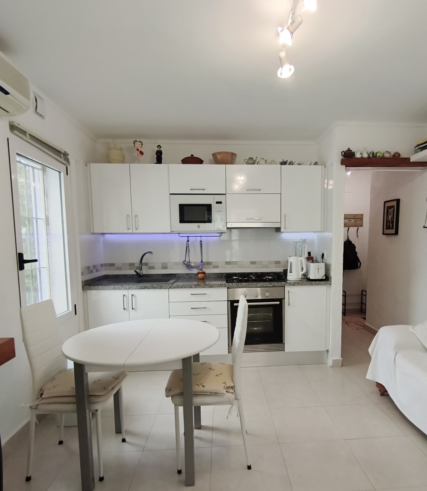 Apartamento acogedor y reformado en La Sella – ¡Ideal para vivir o invertir!