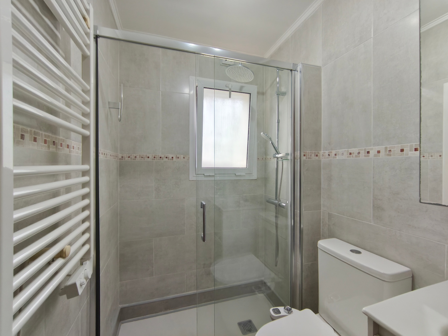 Apartamento acogedor y reformado en La Sella – ¡Ideal para vivir o invertir!
