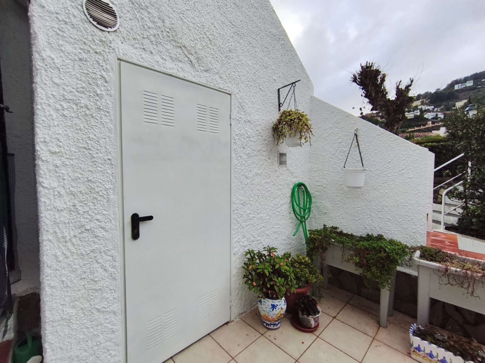 Apartamento acogedor y reformado en La Sella – ¡Ideal para vivir o invertir!