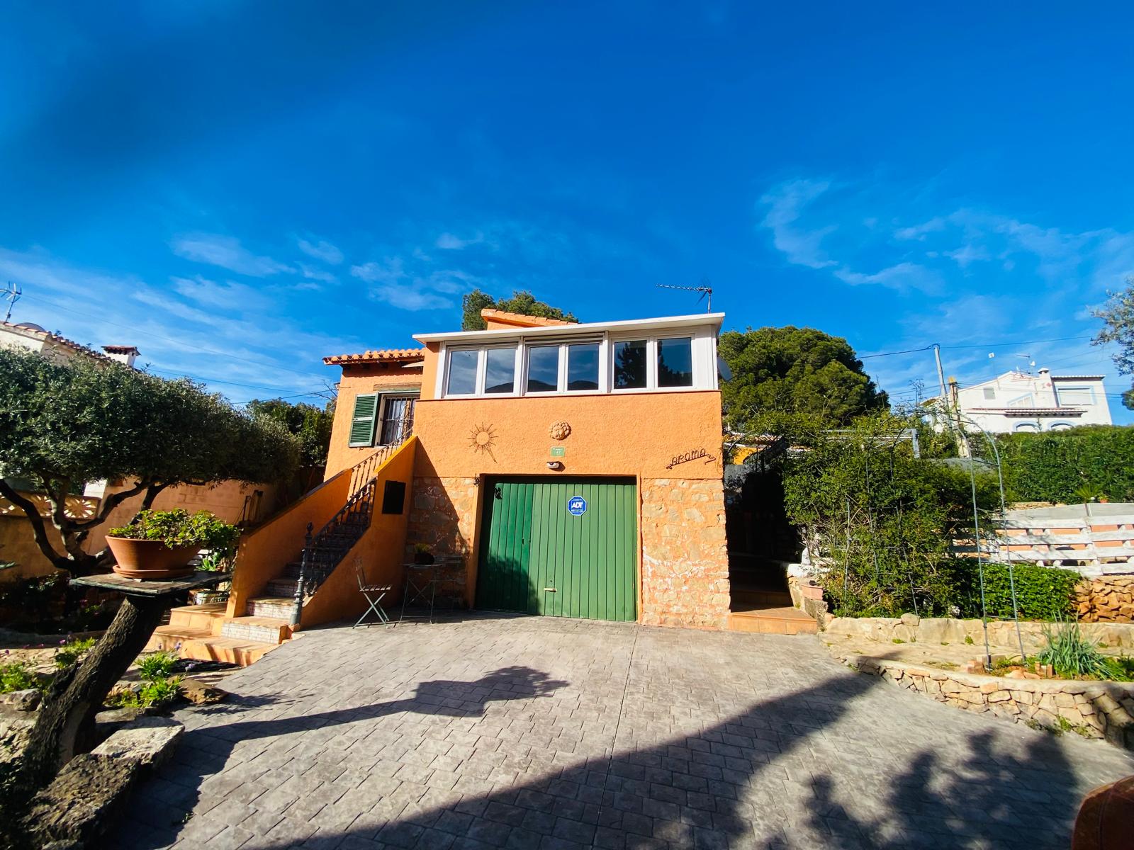 VILLA CON VISTAS AL MONTGÓ