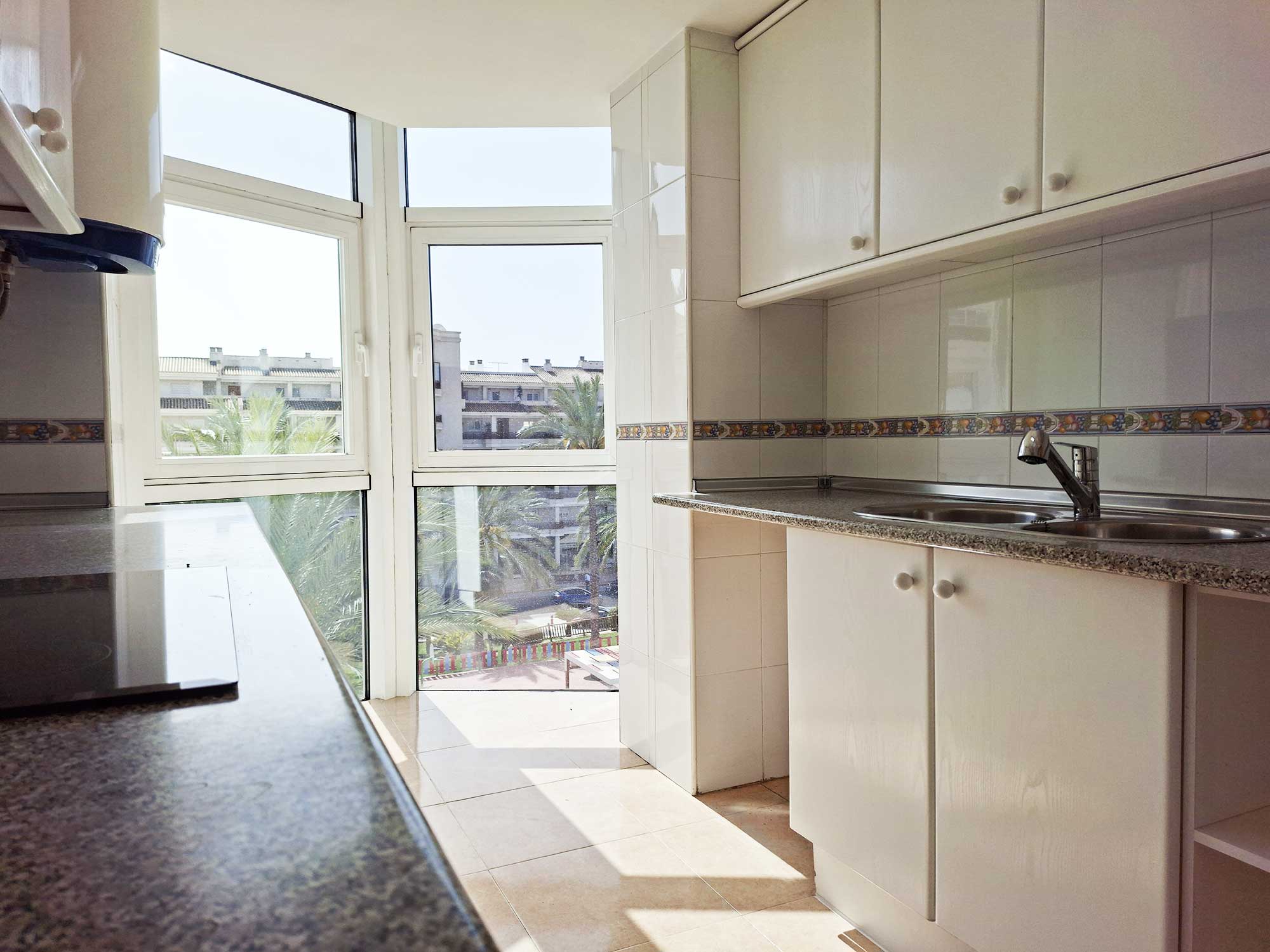 Fantástico apartamento con vistas al mar en pleno casco urbano de Altea