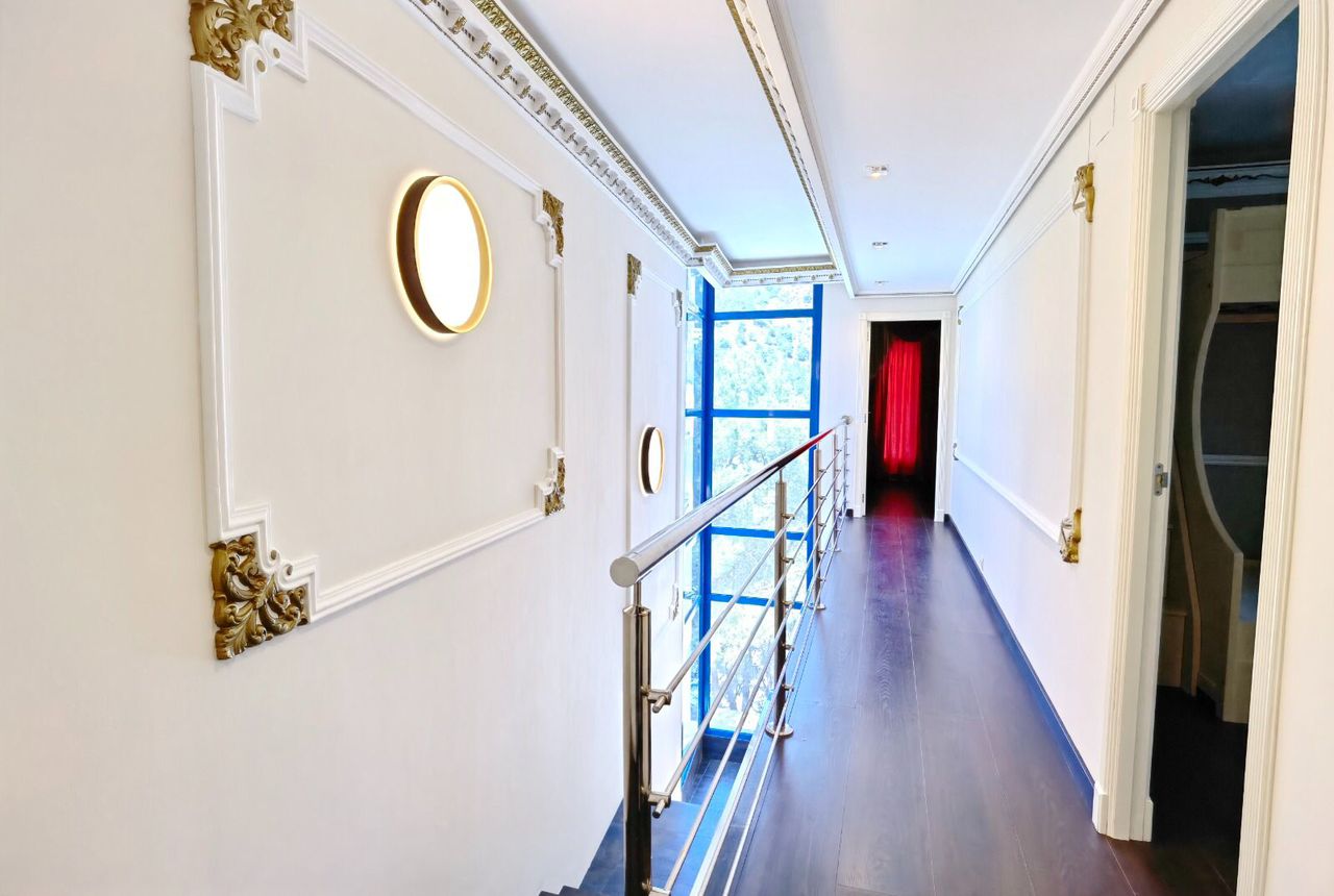 ¡Villa espectacular en Altea por solo 895.000 €!