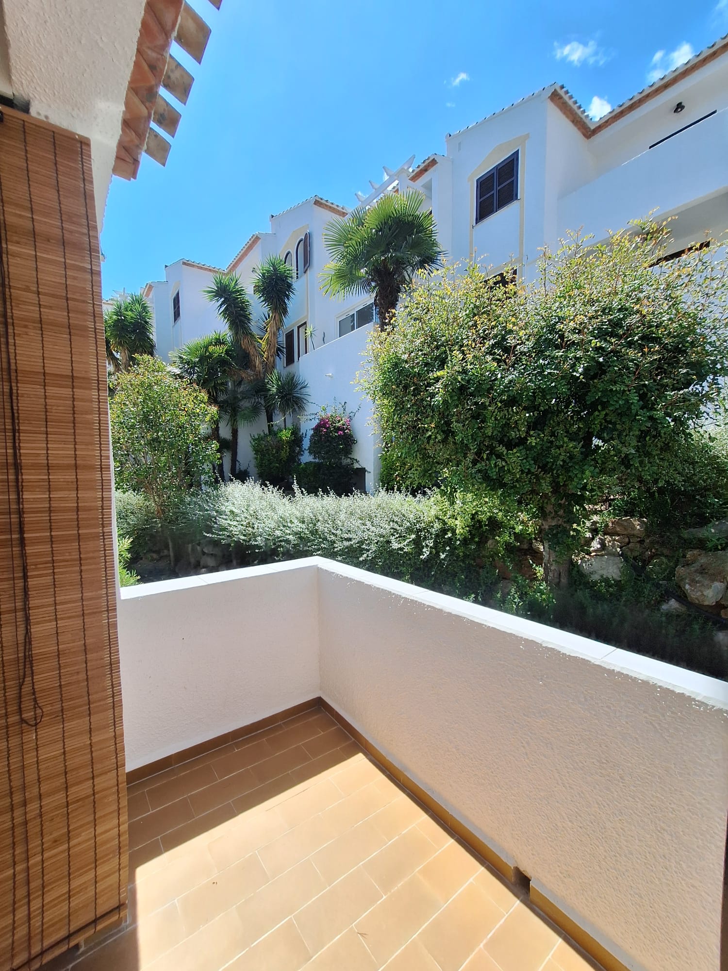 Coqueto apartamento a estrenar en La Sella
