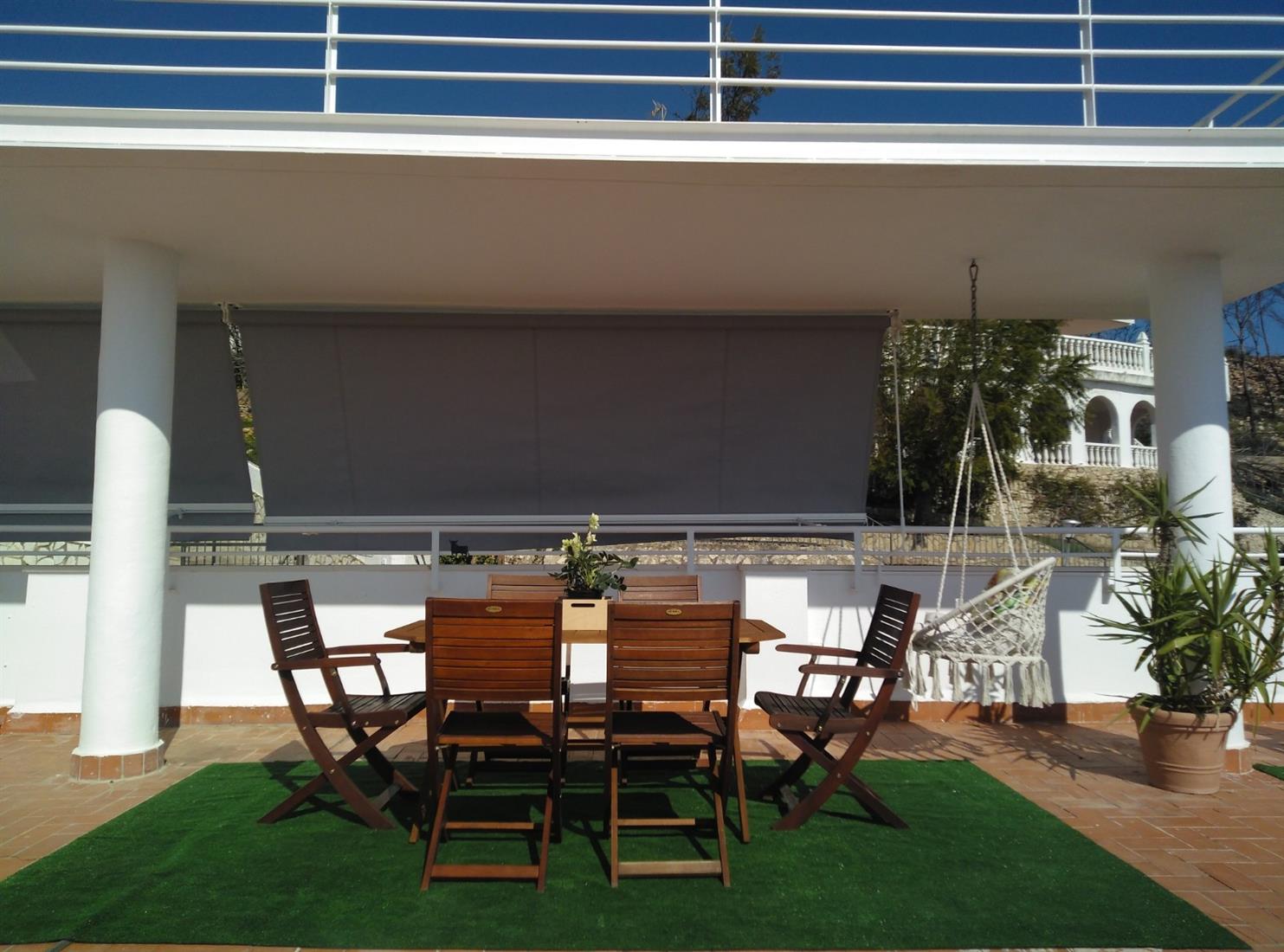 CHALET EN EXCLUSIVA URBANIZACIÓN 