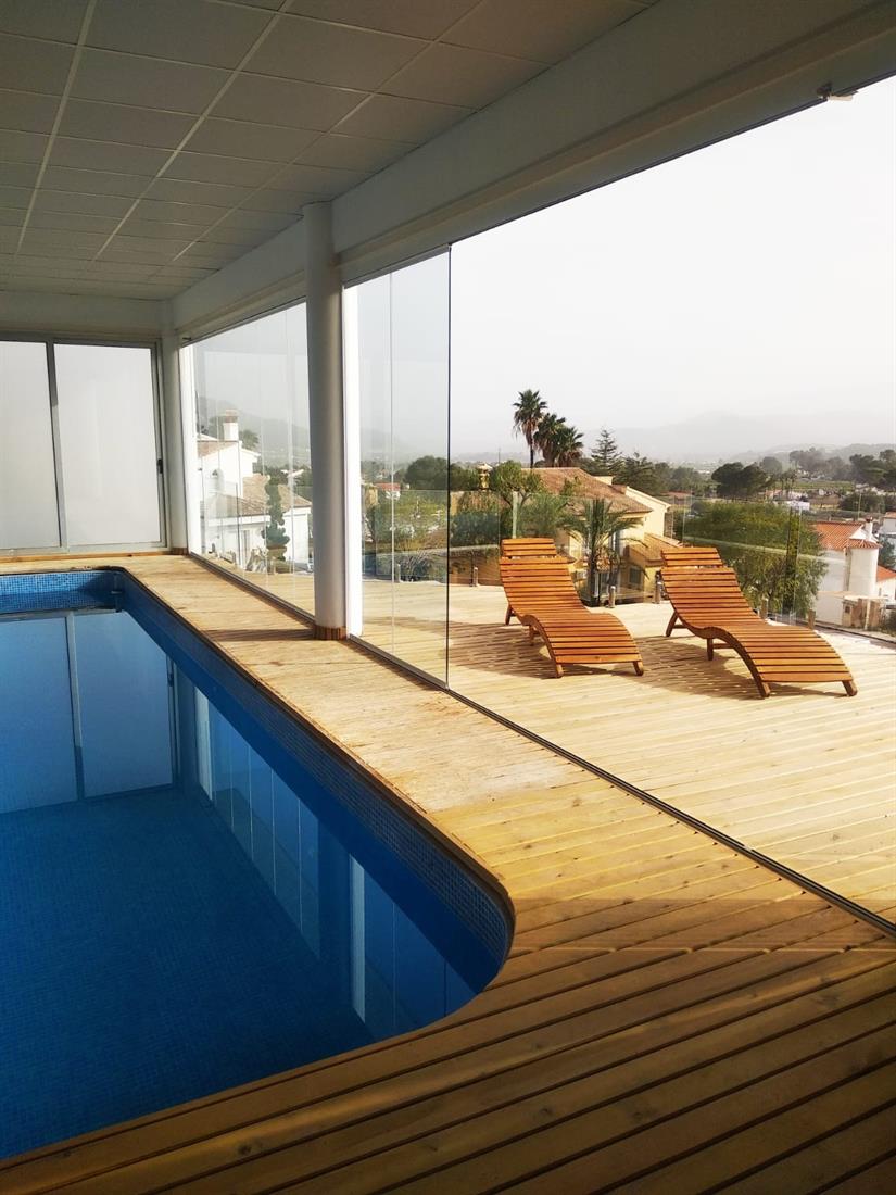 CHALET EN EXCLUSIVA URBANIZACIÓN 