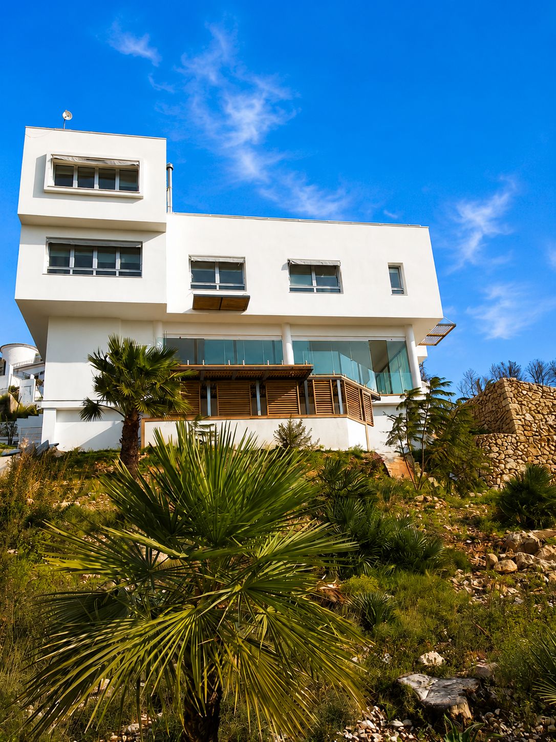 CHALET EN EXCLUSIVA URBANIZACIÓN 
