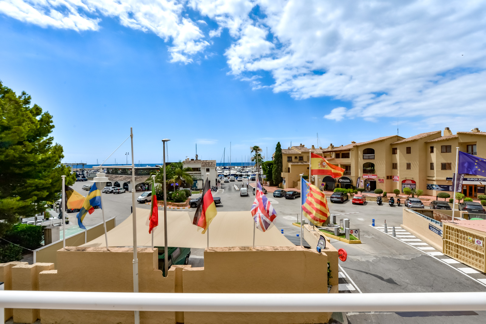 Ático en primera línea en Altea