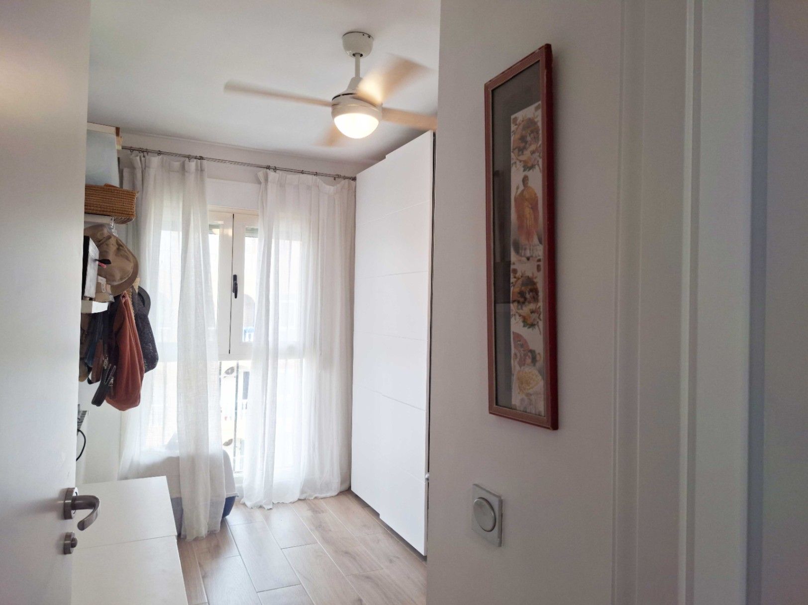 Piso de 3 dormitorios con piscina comunitaria y garaje en Dénia