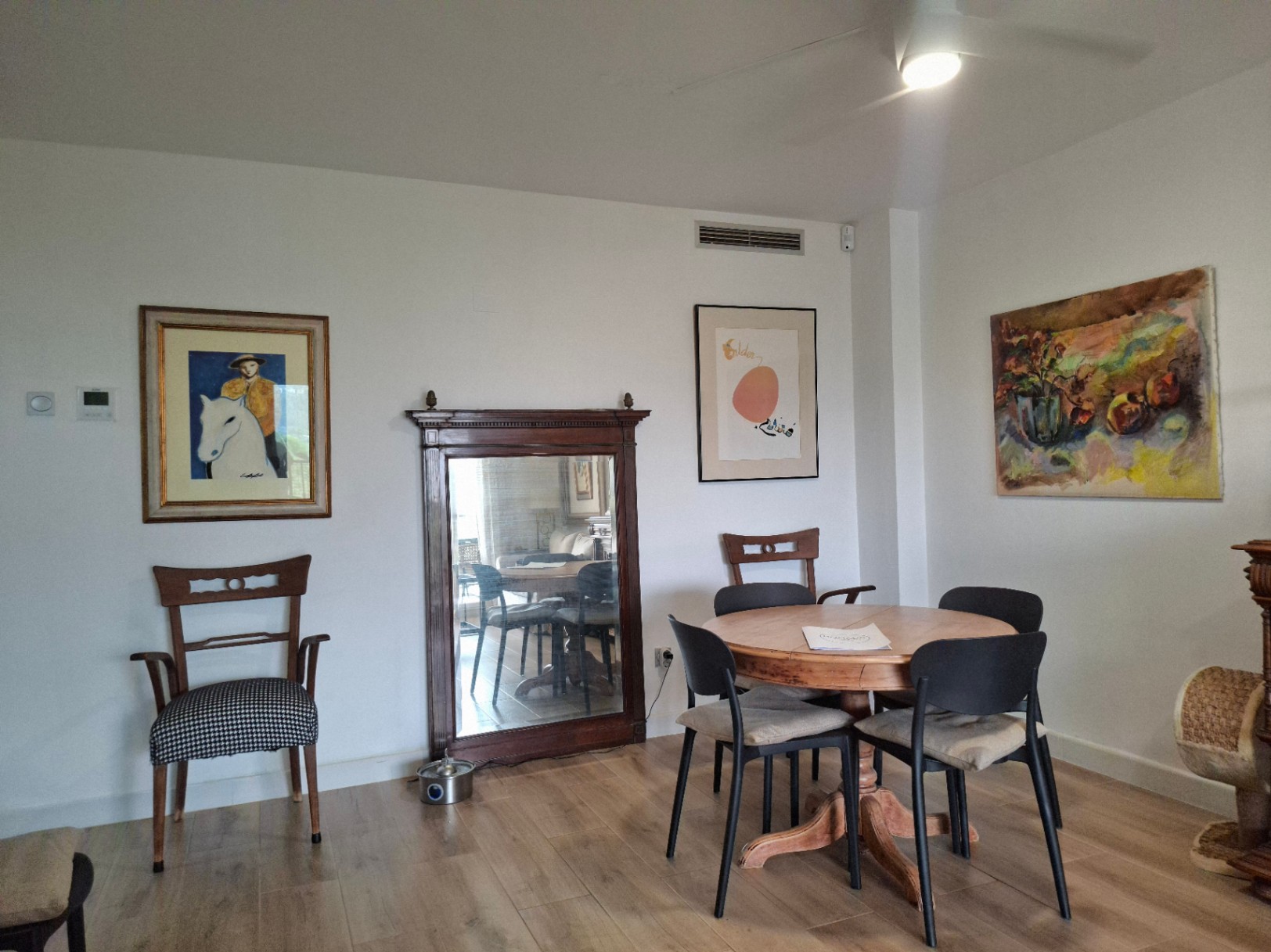 Piso de 3 dormitorios con piscina comunitaria y garaje en Dénia