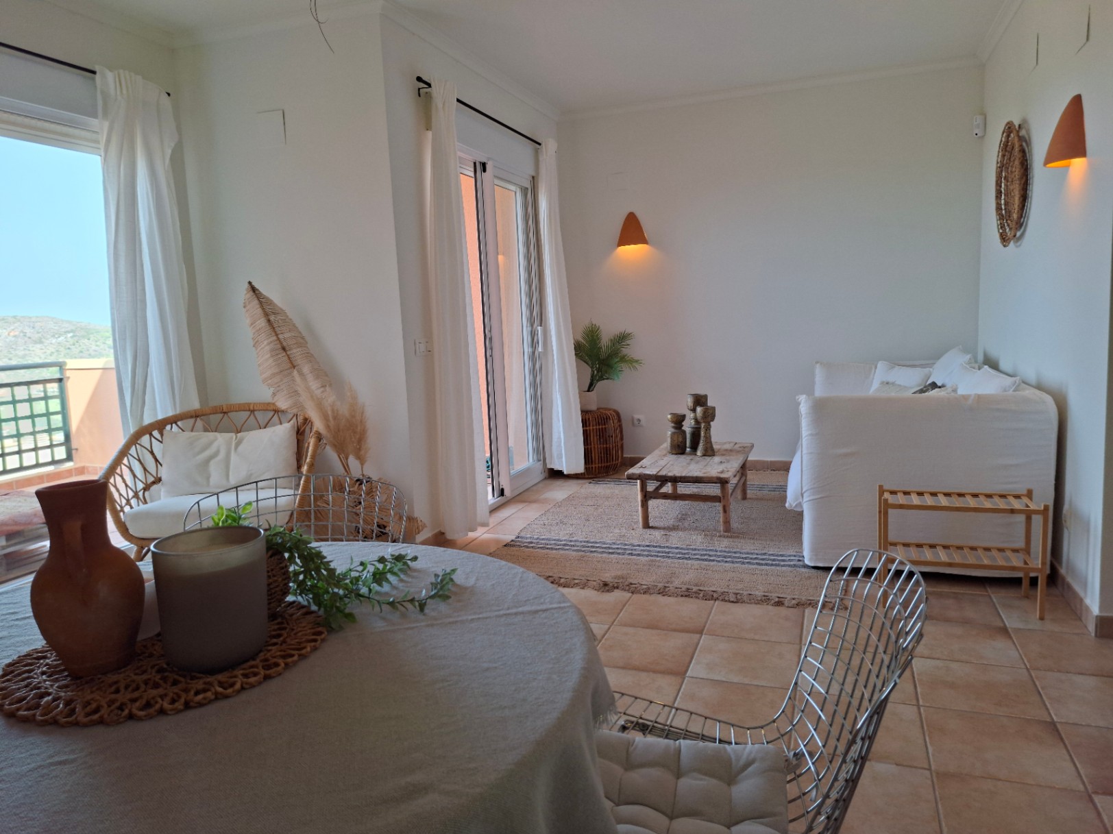 Apartamentos junto al golf en La Sella, con vistas al Montgó y al mar
