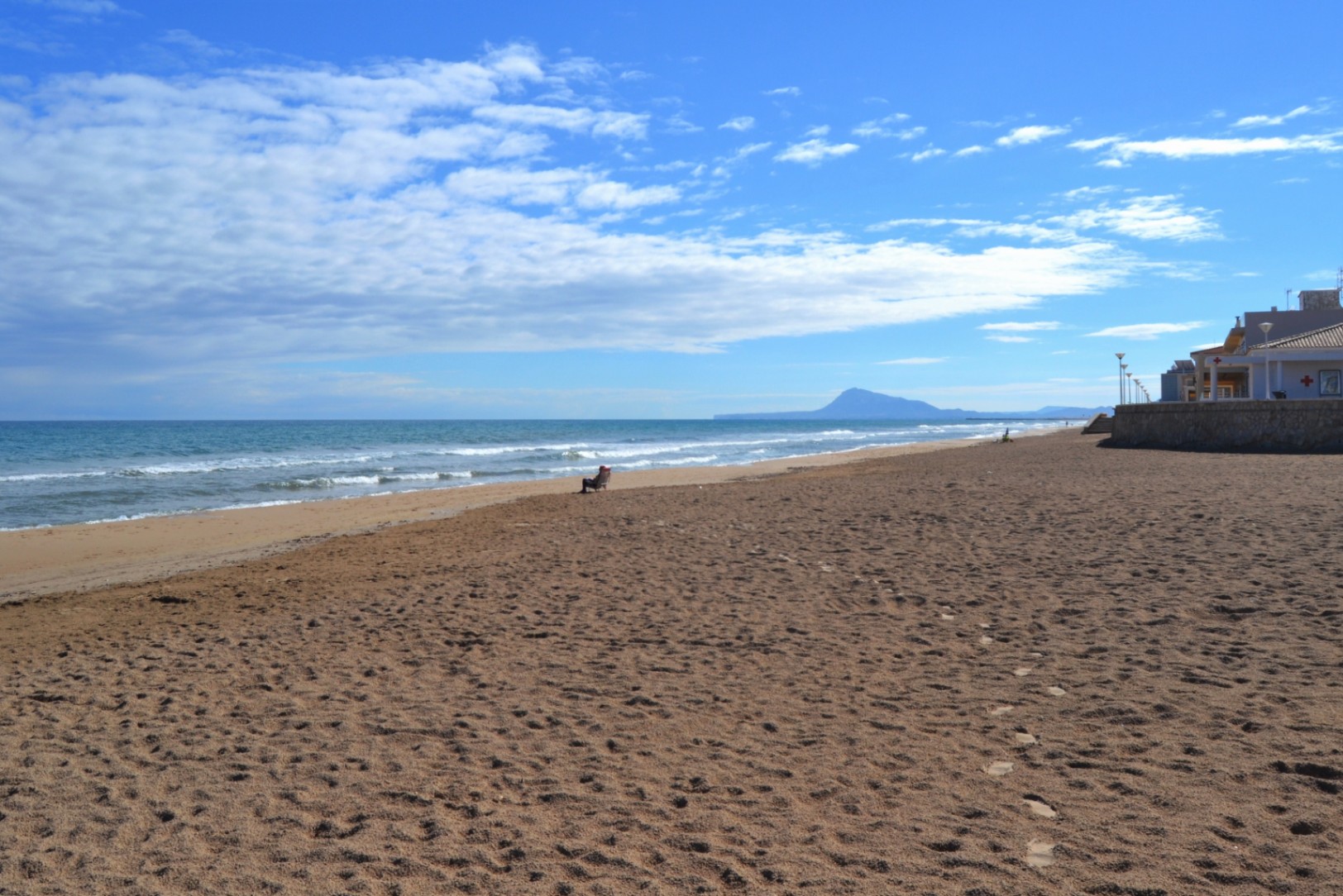 Solar terciario en Playa de Piles
