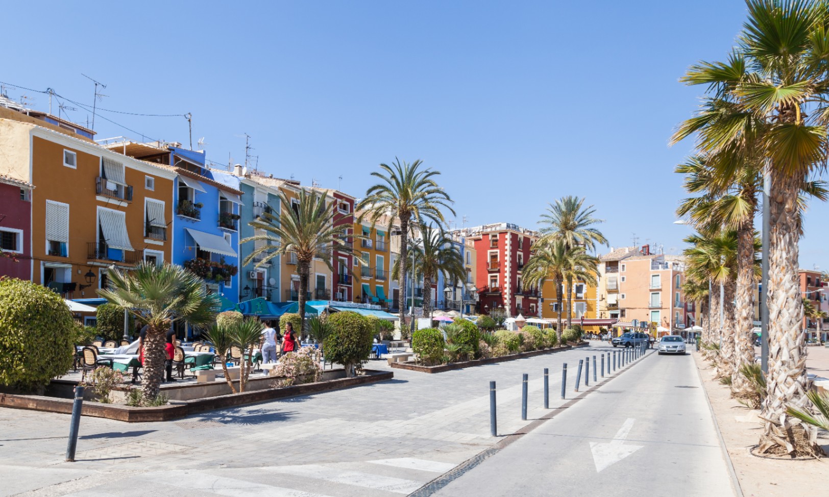 Casa de pueblo con doble uso: vivienda familiar o solar para promoción en Villajoyosa